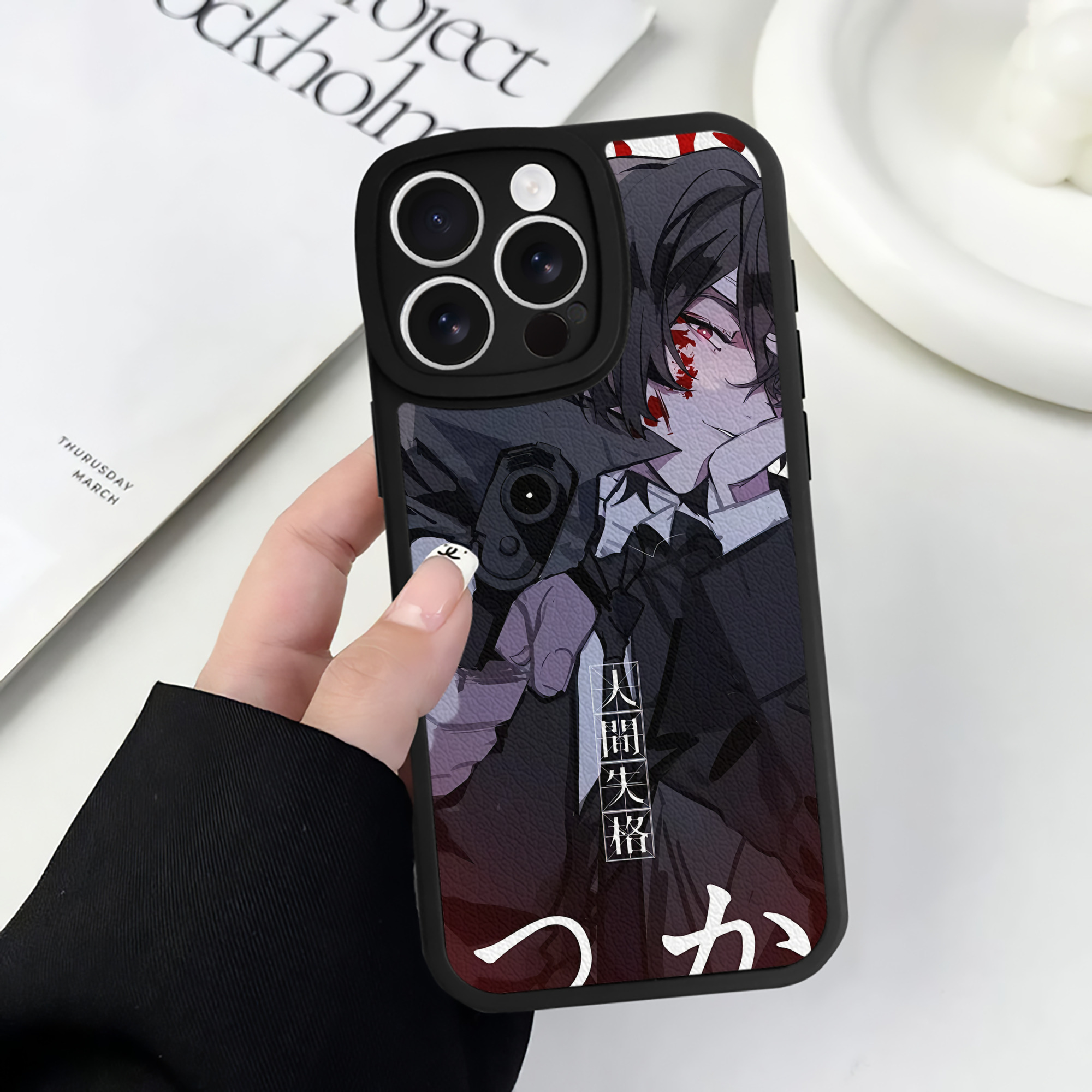 （画像用） 文豪ストレイドッグス Bungo Stray Dogs 【iPhone 16シリーズ対応】シリコンスマホケース（レザー調） 材質：シリコン